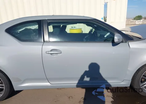2011 Scion Tc from USA, damaged, VIN JTKJF5C77B3008874